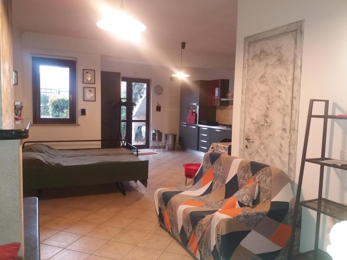 Tana Per Gli Ospiti Apartment Terni Exterior foto