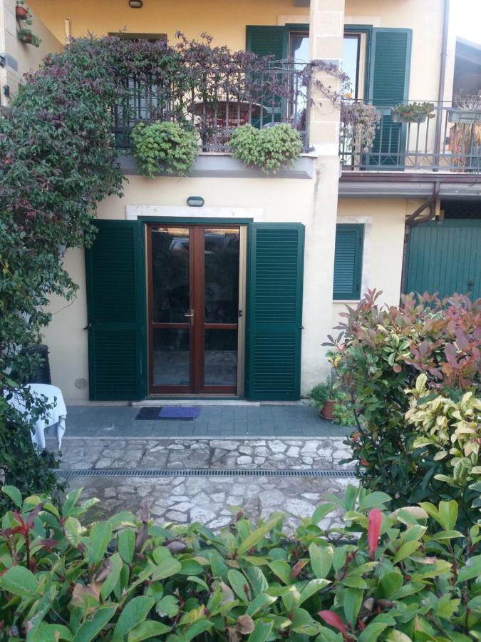 Tana Per Gli Ospiti Apartment Terni Exterior foto