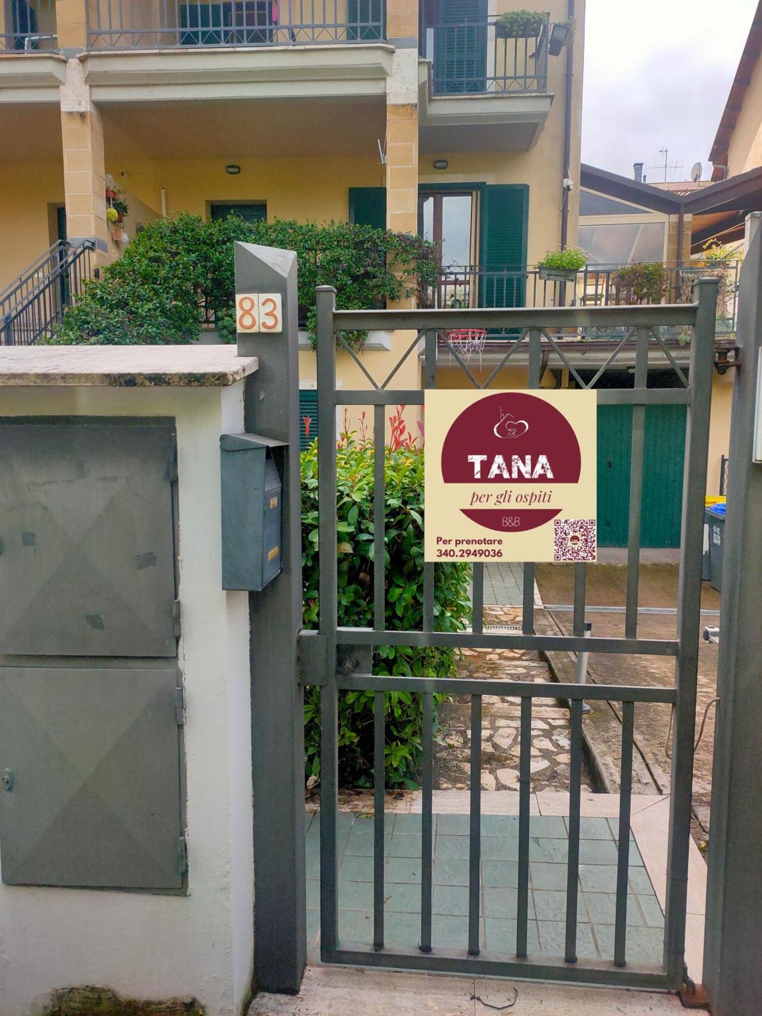Tana Per Gli Ospiti Apartment Terni Exterior foto